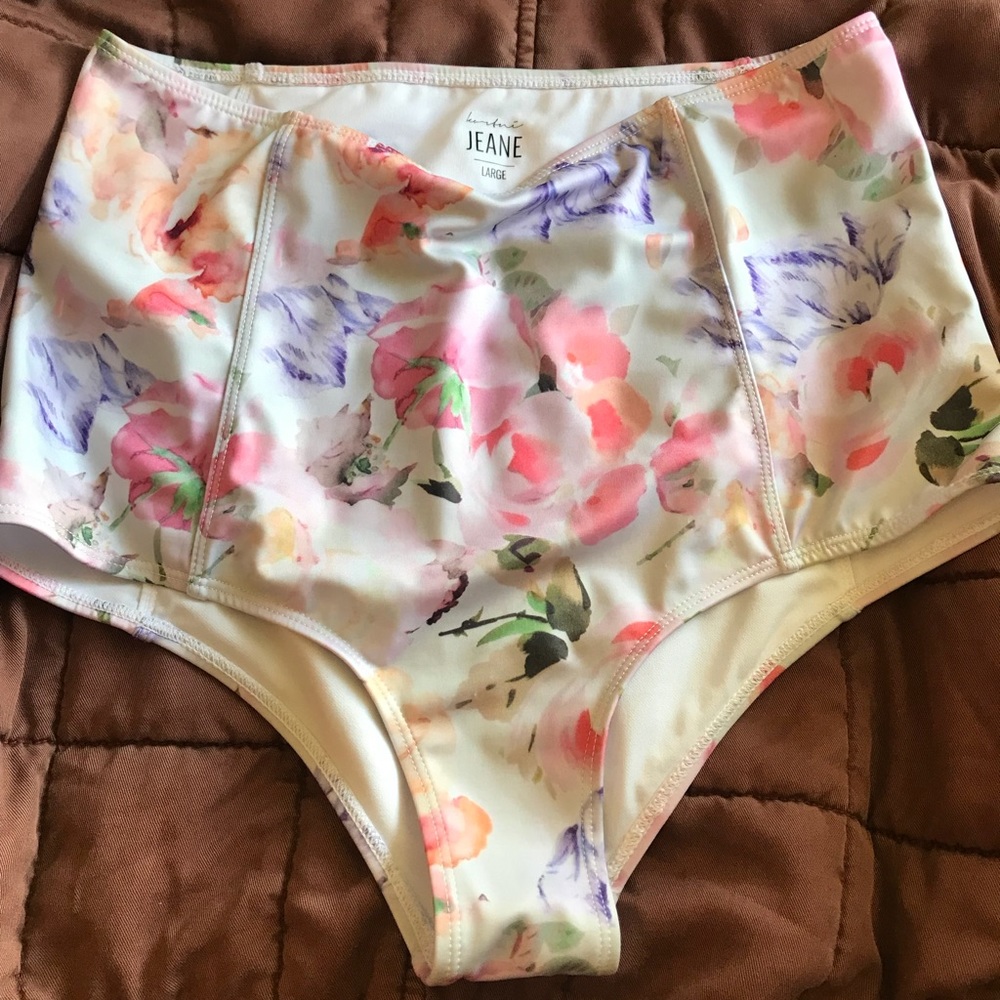 Kortni Jeane Large EUC high Waist bottoms